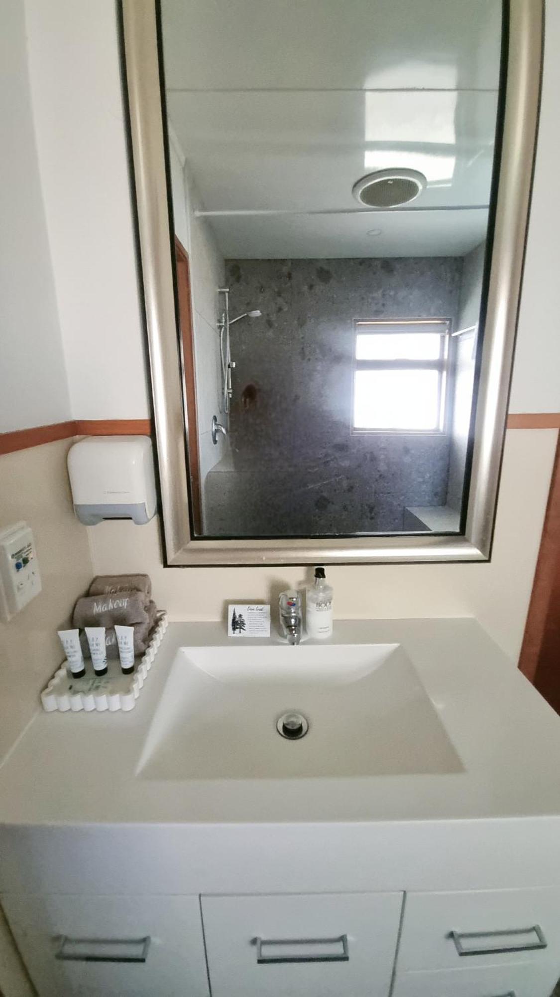 Summit Motor Lodge タウランガ エクステリア 写真
